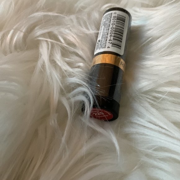 Revlon Super Lustrous Lipstick, Rosewine 0.15 oz - Picture 3 of 4